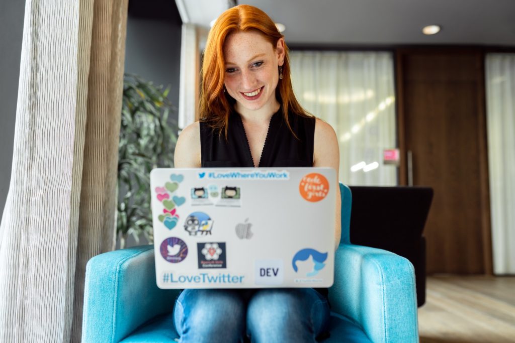 Social Work Online vs Campus Degree Programs